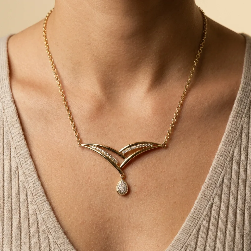 Necklace view 2