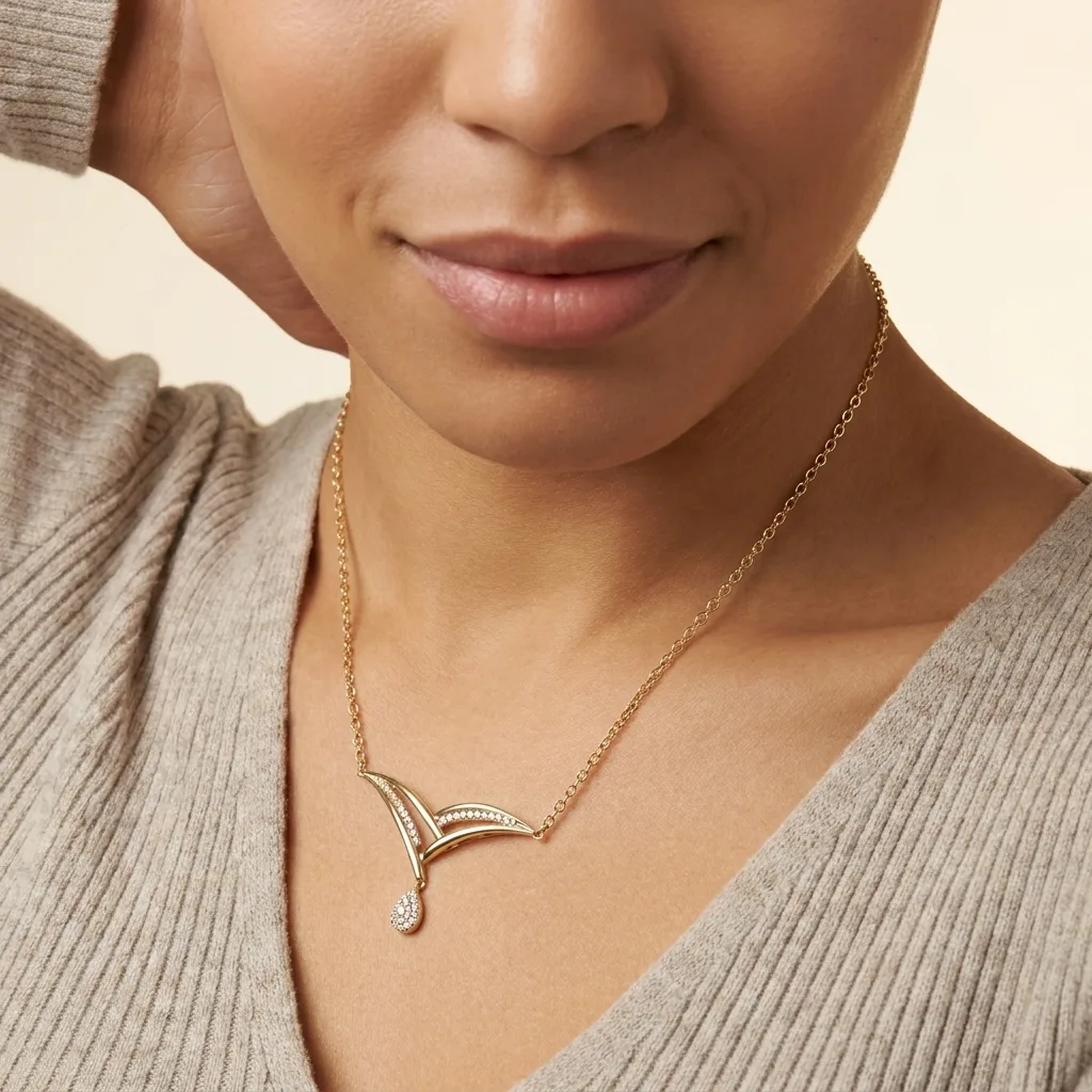 Necklace view 3