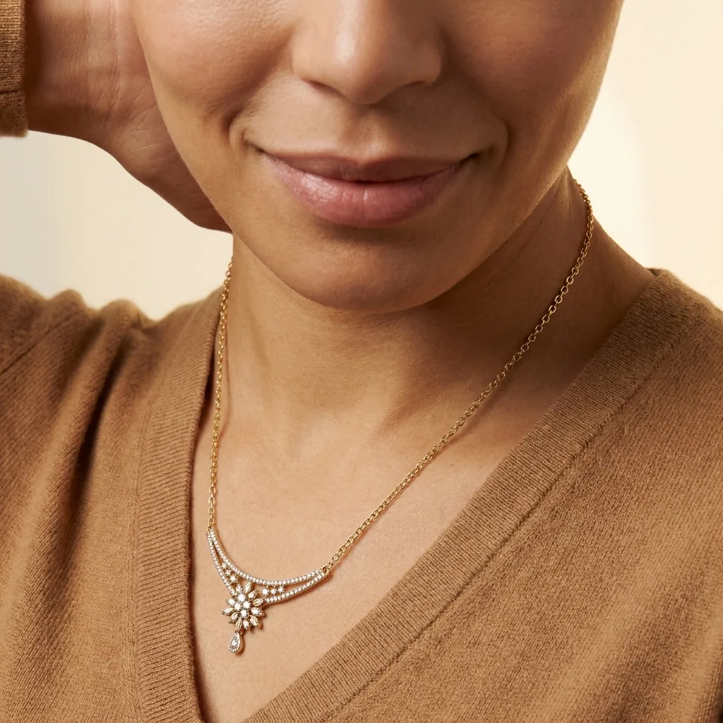 Necklace view 3