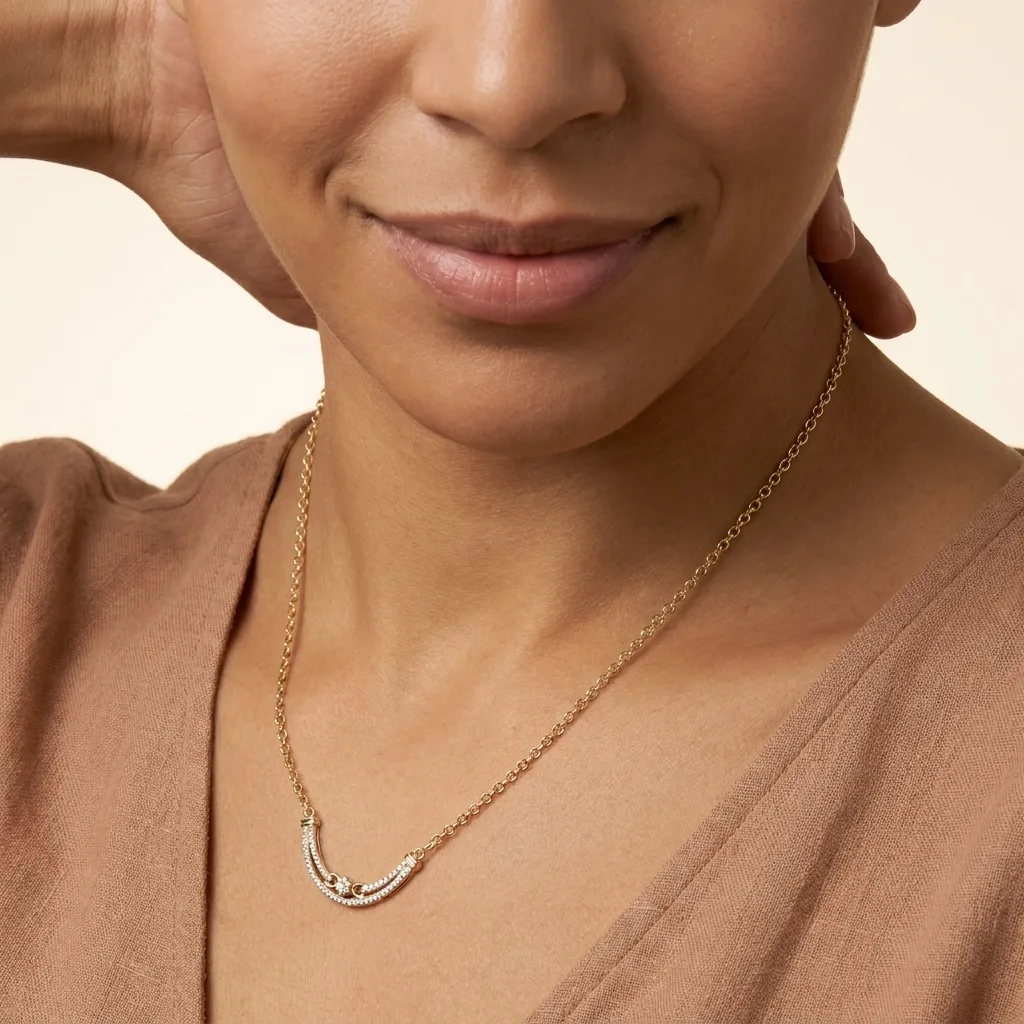 Necklace view 3