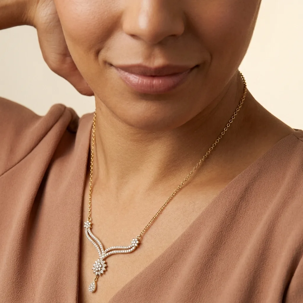 Necklace view 3