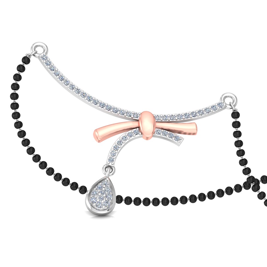 Necklace view 2