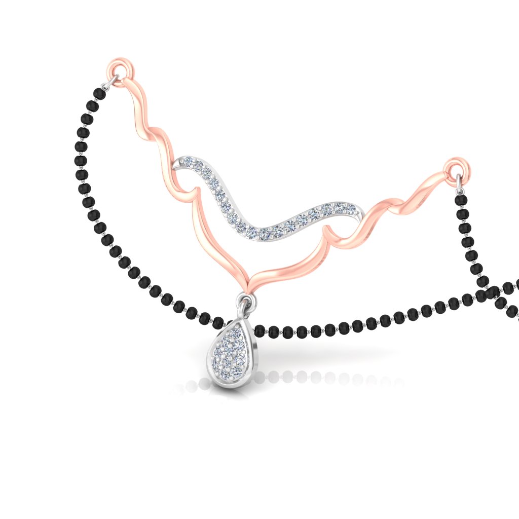 Necklace view 2