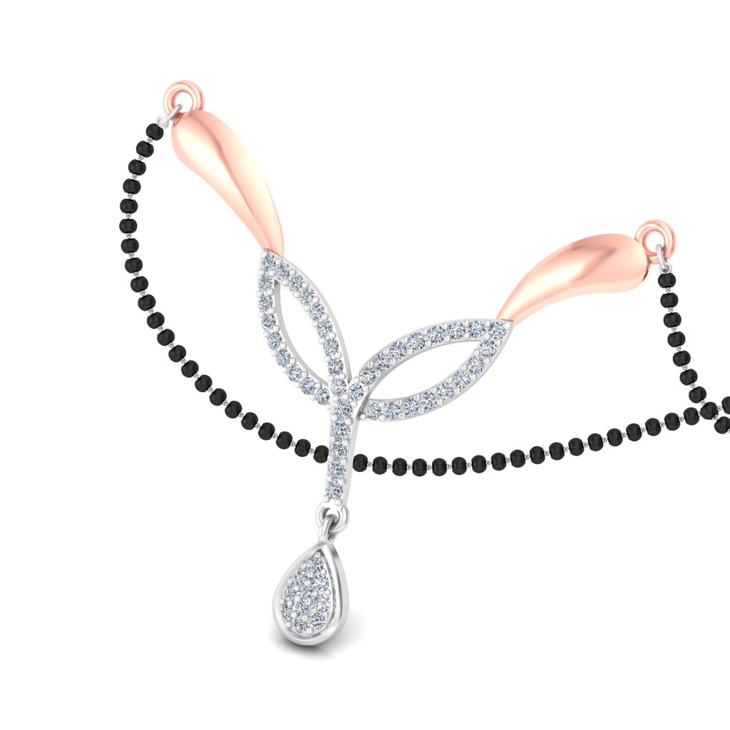 Necklace view 2