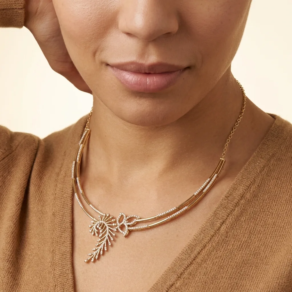 Necklace view 3